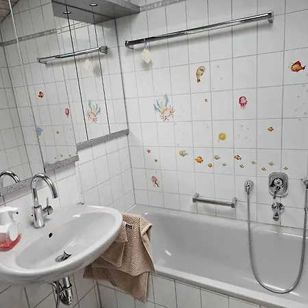Ruhiges Gaestezimmer In * Leonberg